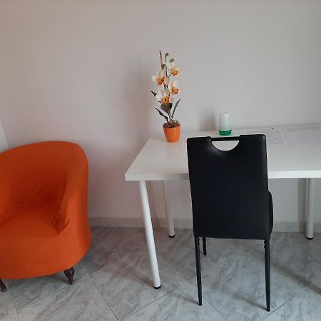 Allegra B&B Terracina Bagian luar foto